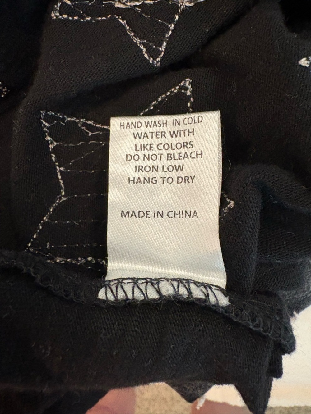 Blue Velvet Women’s black/ Gray Star Patch Oversized T-shirt Size S - Picture 7 of 9